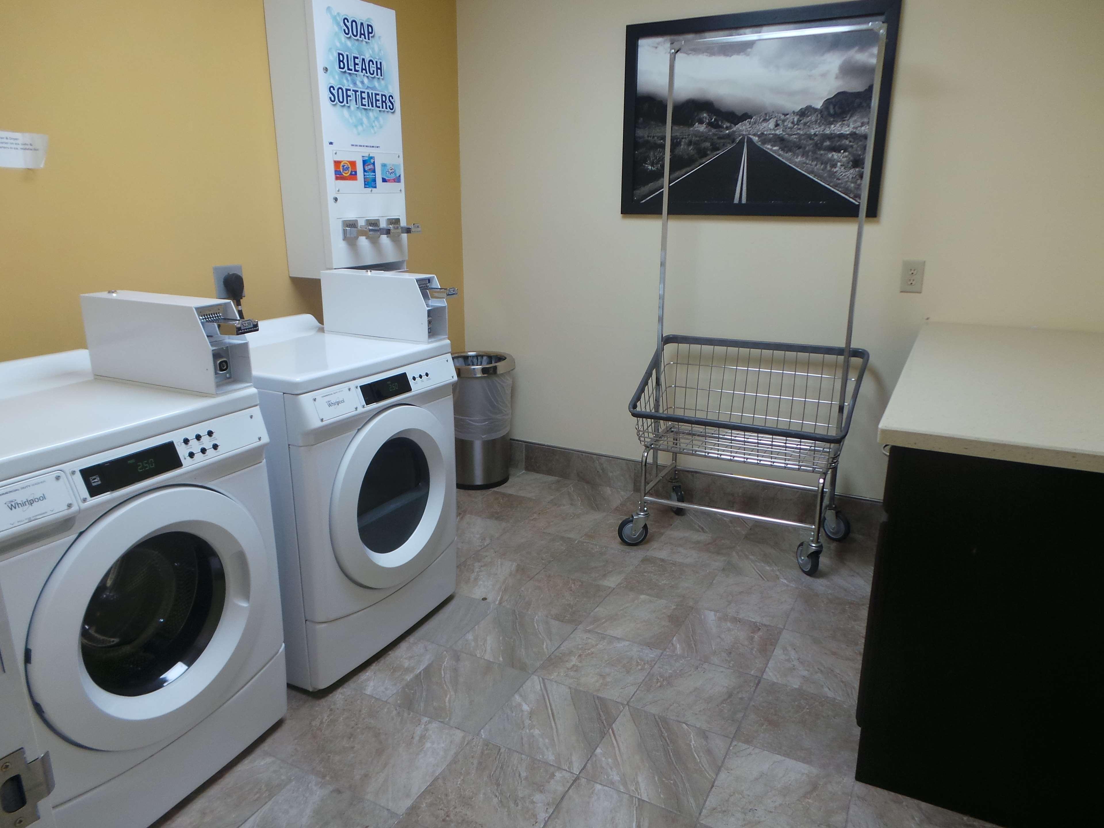 Surestay Plus Hotel By Best Western Alvin Faciliteiten foto