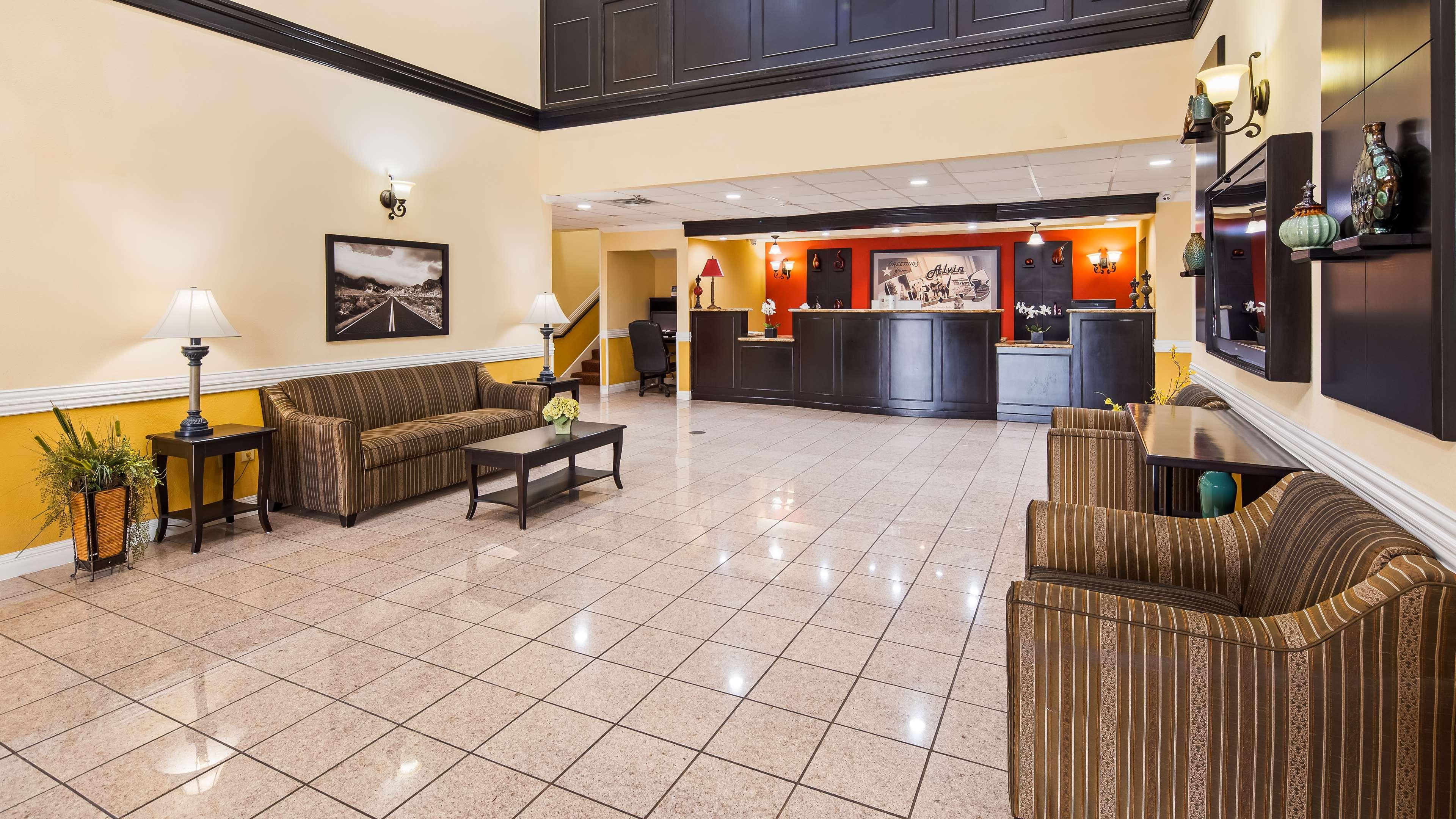 Surestay Plus Hotel By Best Western Alvin Buitenkant foto